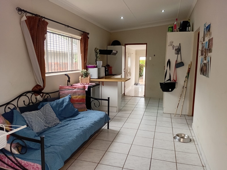 1 Bedroom Property for Sale in Beacon Bay Eastern Cape